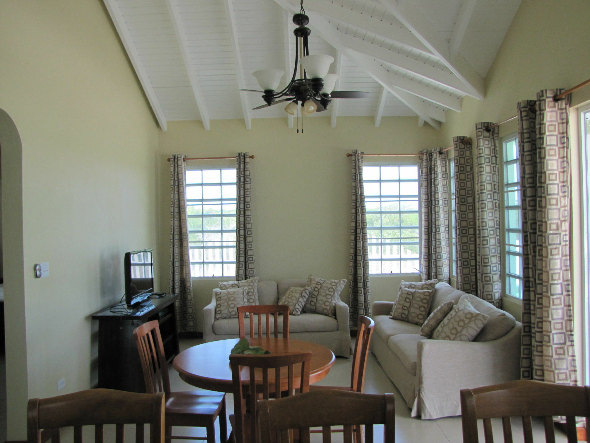 Sea Grape Villas The Settlement Buitenkant foto